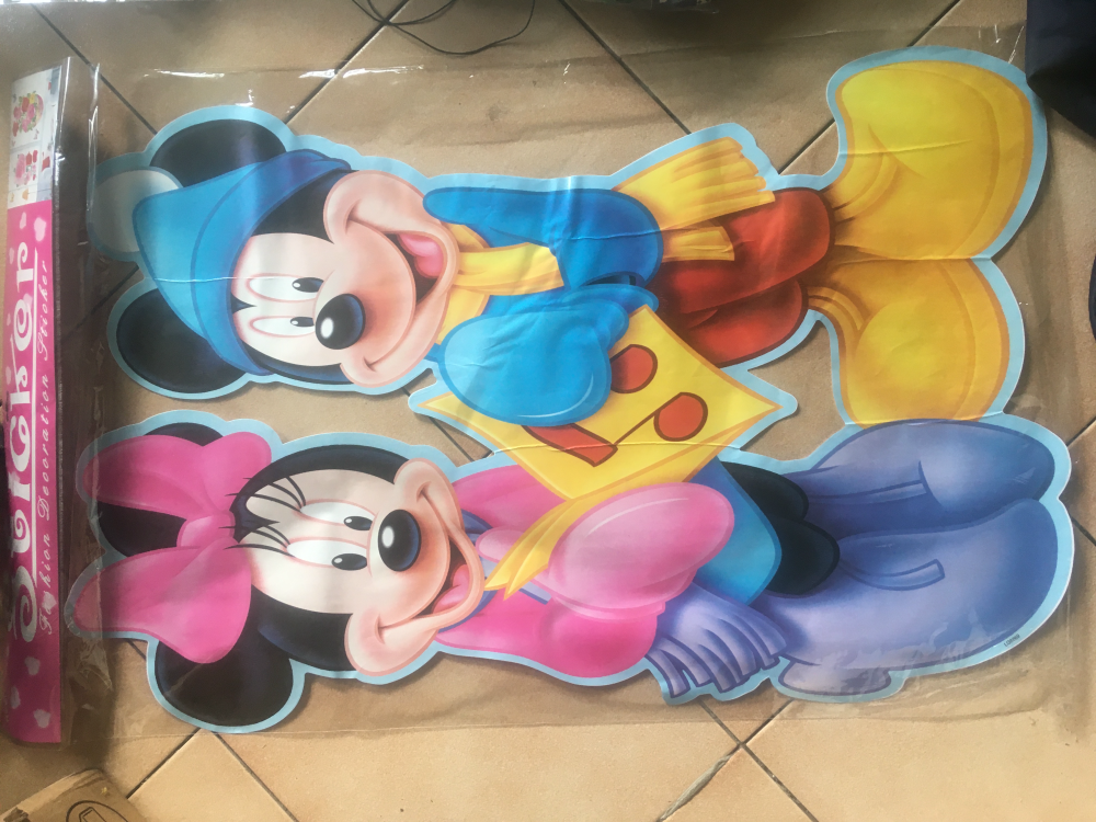 Duża naklejka na ścianę myszka Miki i Mini Disney