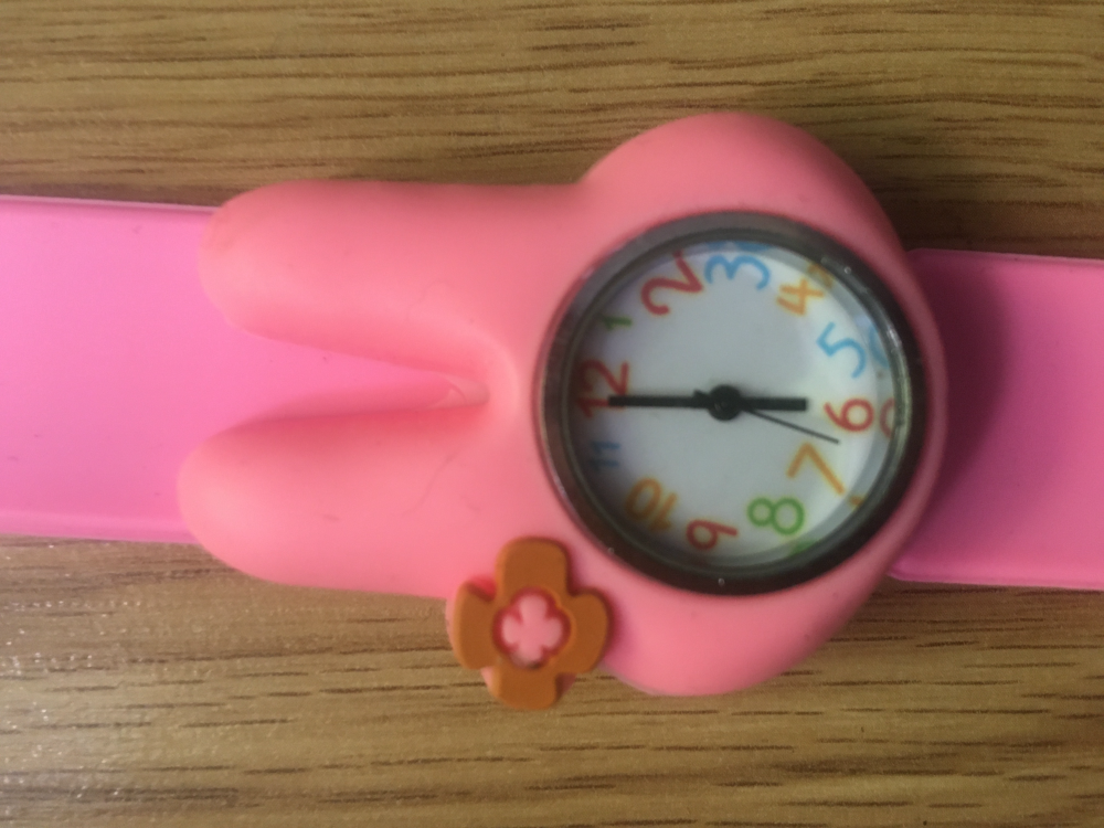 Zegarek na rękę dziecięcy rozowy królik 