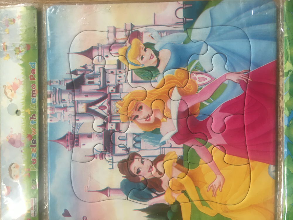 Zestaw 3 mini puzzli księżniczki Disney z ich kolorowankami