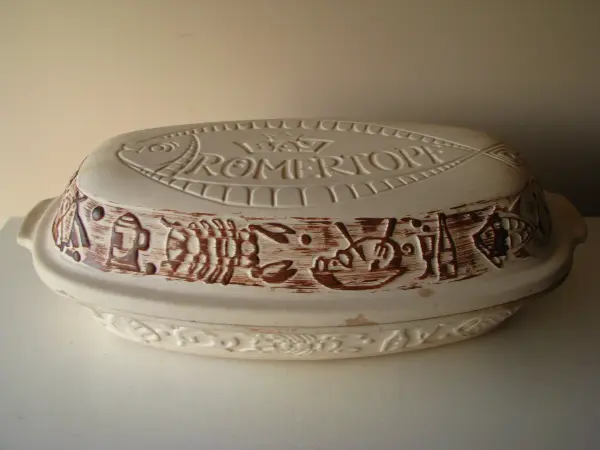Brytfanka garnek rzymski do pieczenia nie szkliwiony owalny