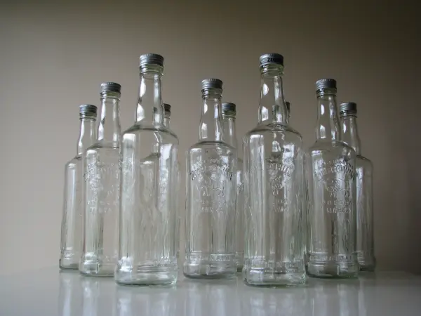 Butelki Żubrówka 0,5 l z nakrętkami na nalewki, soki, ocet i