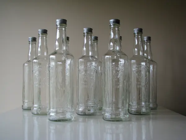 Butelki Żubrówka 0,5 l z nakrętkami na nalewki, soki, ocet i