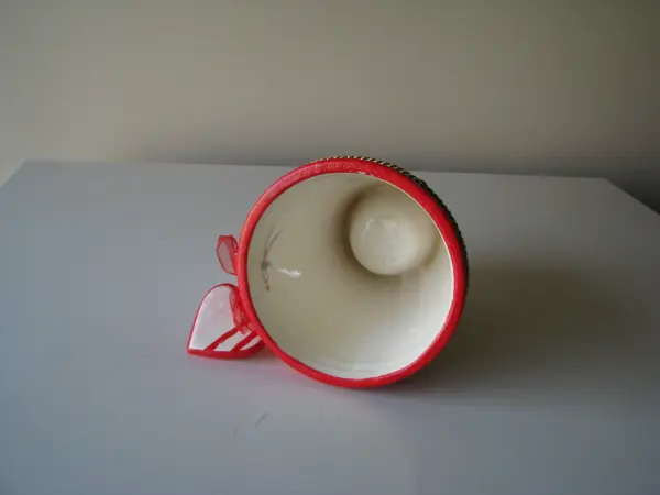 Ceramiczne naczynko, osłonka na doniczkę z serduszkiem wazon