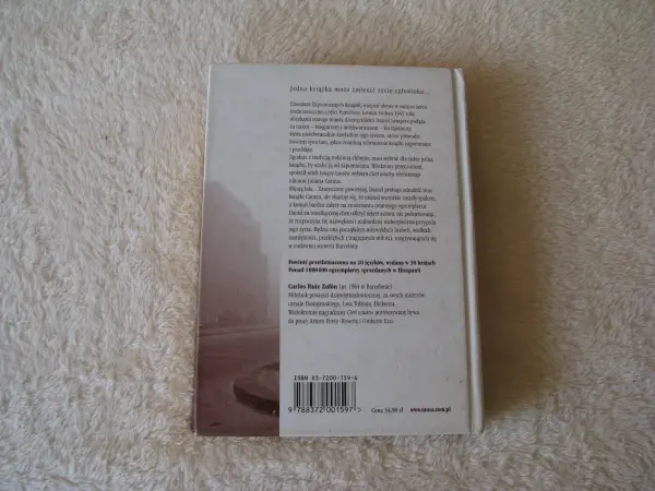 Cień wiatru - Carlos Riuz Zafon – twarda oprawa 