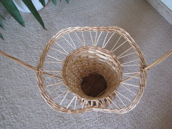 Dekoracyjny duży koszyk, kosz wiklinowy na kwiaty, osłonka