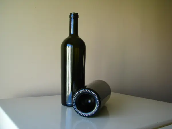 Dobre gatunkowo butelki na domowe wino 0,7 l