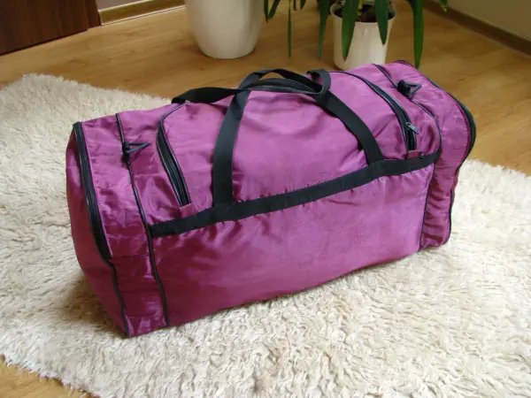 Duża, mocna torba turystyczno-sportowa 3-komorowa 