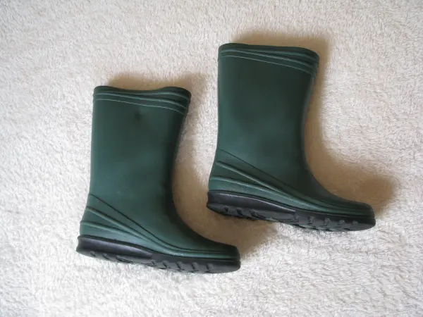 Gumowce, buty ogrodowe zielone rozm. 35, kalosze, gumiaki 