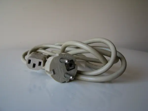Kabel zasilający Longwell LP 34A, 2 m, przewód do monitora
