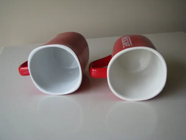 Kolekcjonerskie kubki do kawy Nescaffe 