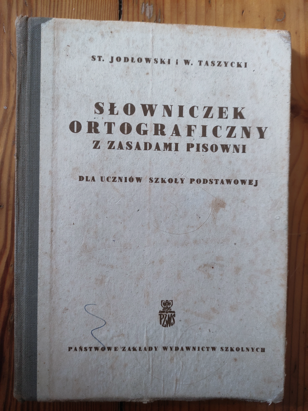 Książka podręcznik słownik ortograficzny z zasadami pisowni 