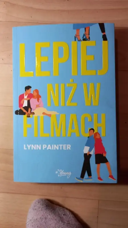 książki romantasy i młodziezowe