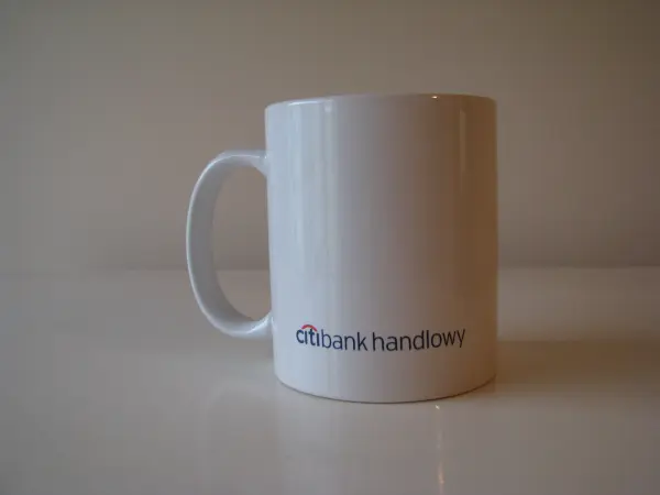 Kubek porcelanowy z napisem Citi Bank Handlowy