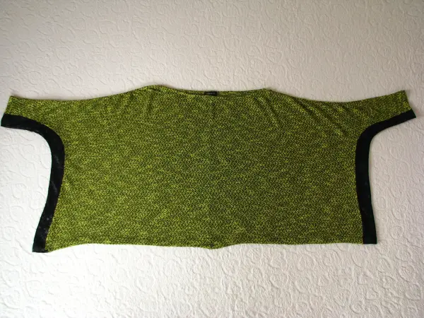 Luźny sweterek, narzutka, oversize nietoperz RIVER ISLAND