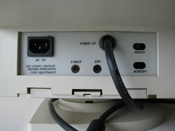 Monitor do komputera CRT Microspot 14cali 1995r Retro Gaming