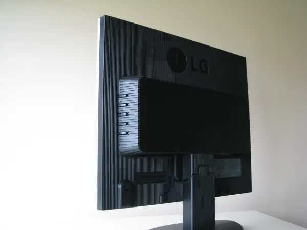 Monitor LCD do komputera LG Flatron L1952S 19 cali 