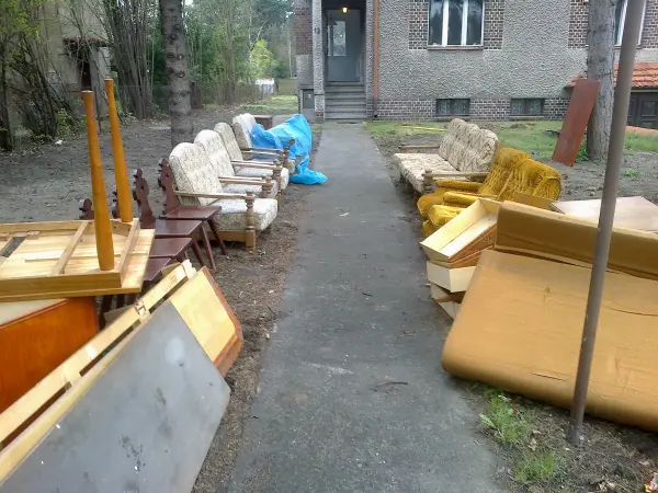 Opróżnianie mieszkań, tel. 504-746-203, Wywóz mebli, cennik