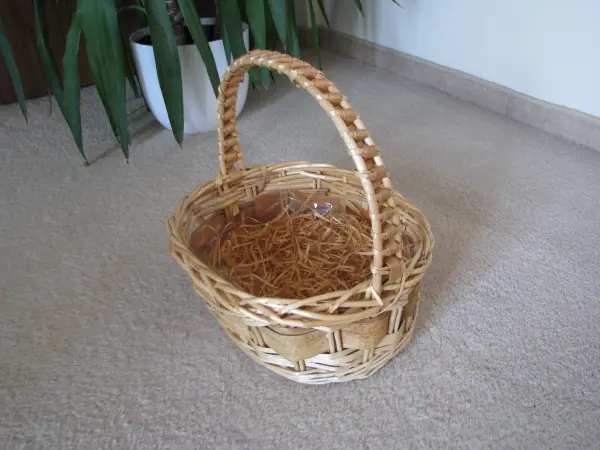 Piękny, owalny kosz wiklinowy koszyk 