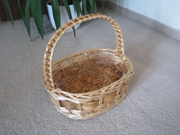 Piękny, owalny kosz wiklinowy koszyk 