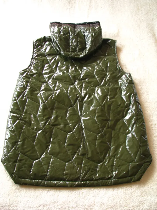 Pikowany bezrękawnik długa kamizelka z kapturem r. 48 / XXXL