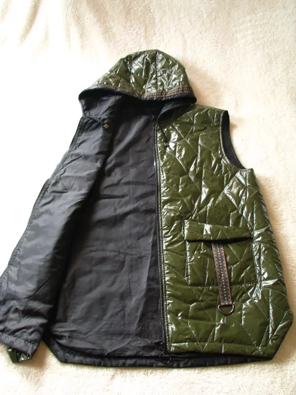 Pikowany bezrękawnik długa kamizelka z kapturem r. 48 / XXXL