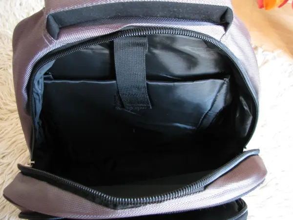 Porządny plecak Semi Line z komorą na laptopa 15,6”