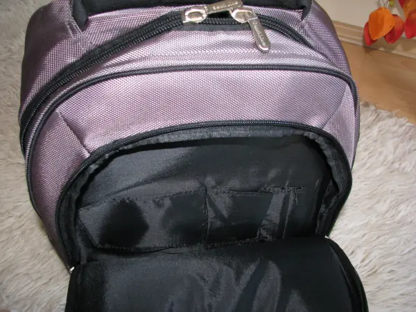 Porządny plecak Semi Line z komorą na laptopa 15,6”