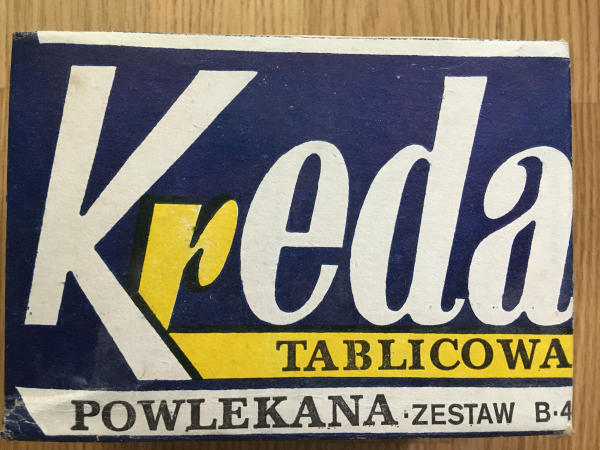 Pudełko kredy tablicowe powlekanej bialej 50 lasek PRL 