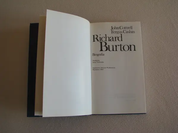 Richard Burton – biografia, John Cottrell, Fergus Cashin