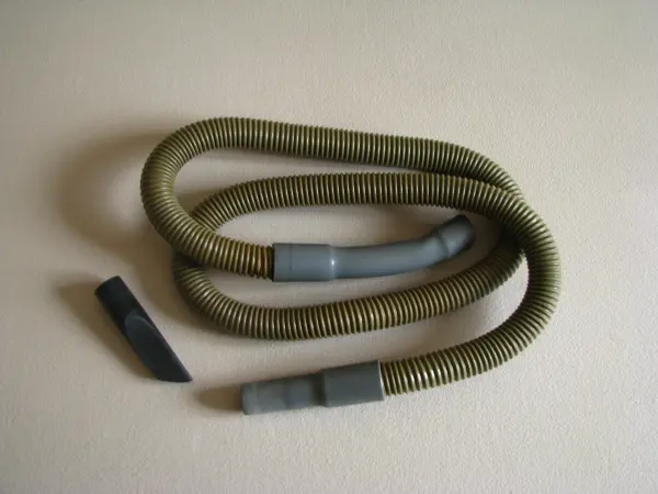 Szczelinówka i wąż ssący, rura – akcesoria do odkurzacza PRL