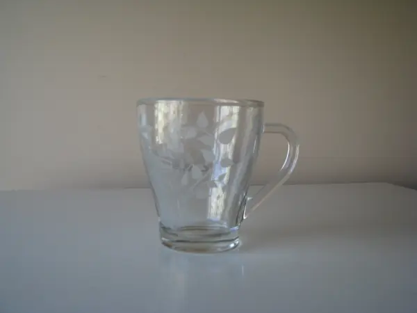 Szklanka, kubek szklany Lipton 