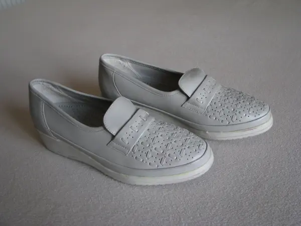 Wygodne buty damskie, rozm. 38 skóra naturalna 